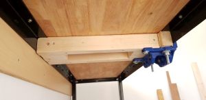 photo of underside of mounted bench top